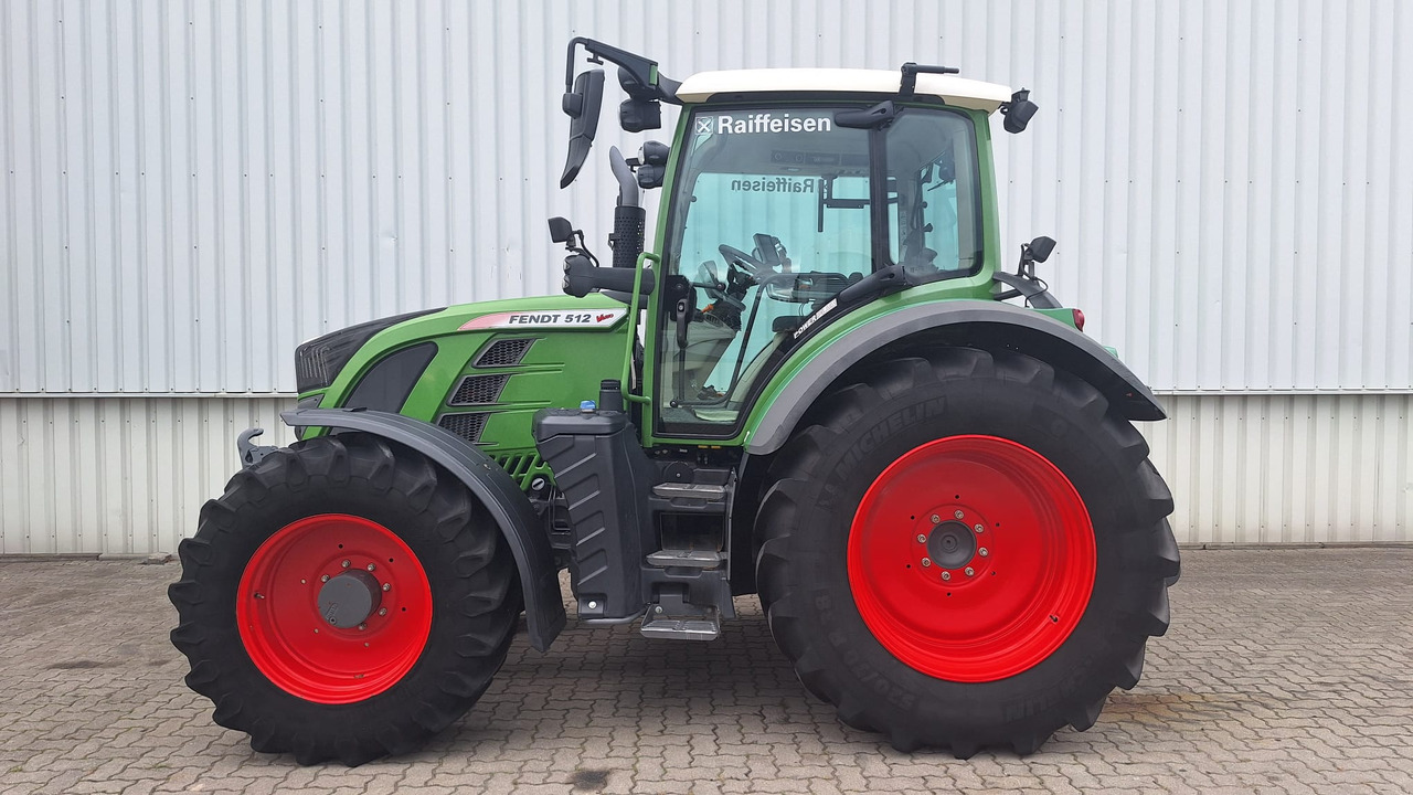 Fendt 512 Vario S4 PowerPlus - Traktors: foto 1 Fendt 512 Vario S4 PowerPlus - Traktors: foto 1
