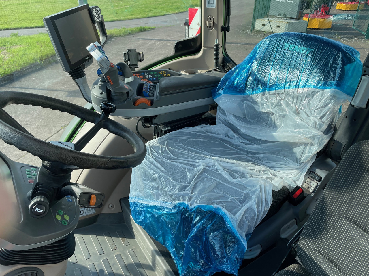 Fendt 516 Vario S4 ProfiPlus - Traktors: foto 5 Fendt 516 Vario S4 ProfiPlus - Traktors: foto 5