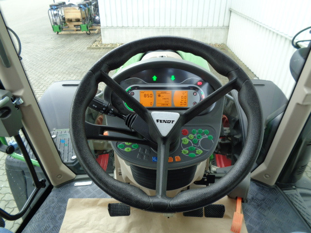 Fendt 516 Vario S4 ProfiPlus - Traktors: foto 3 Fendt 516 Vario S4 ProfiPlus - Traktors: foto 3