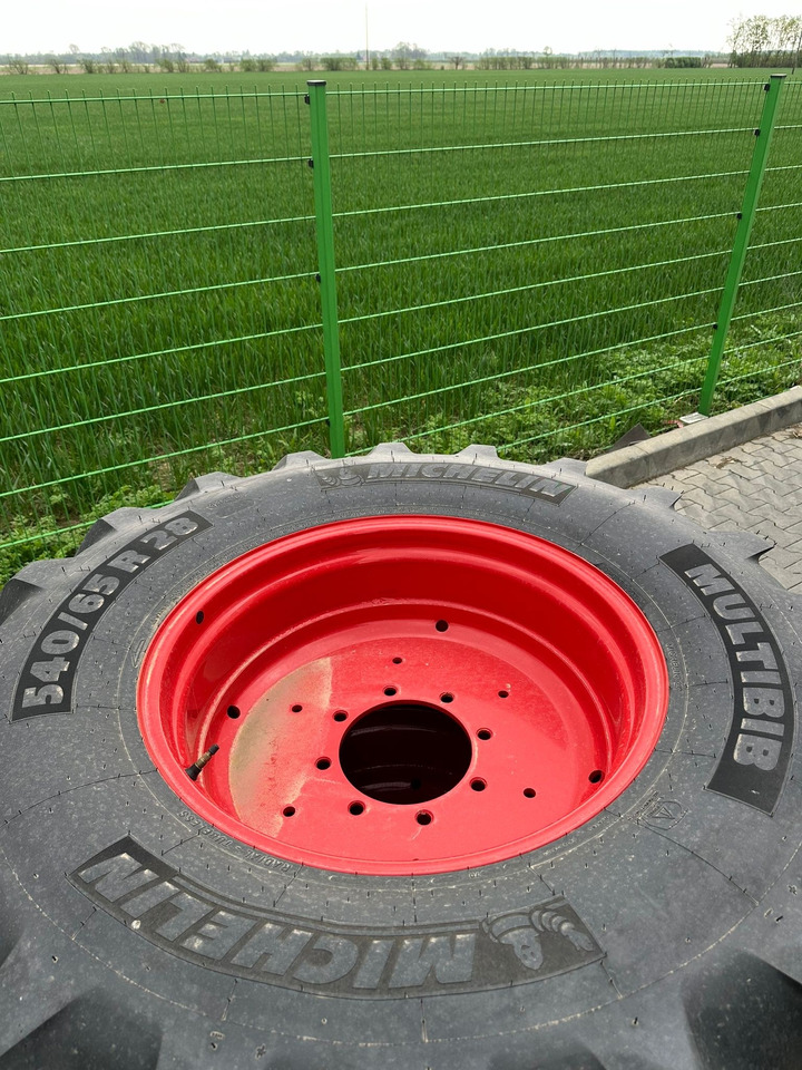 Fendt 540/65R28 142D Michelin - Riepas un diski: foto 2 Fendt 540/65R28 142D Michelin - Riepas un diski: foto 2