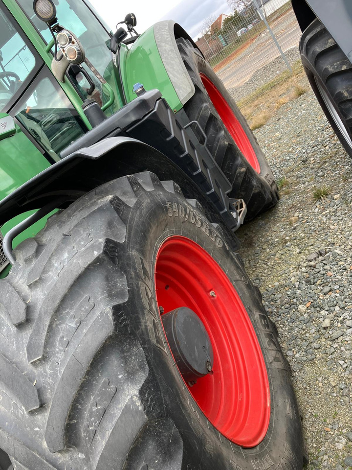 Fendt 718 Vario Profi - Traktors: foto 4 Fendt 718 Vario Profi - Traktors: foto 4