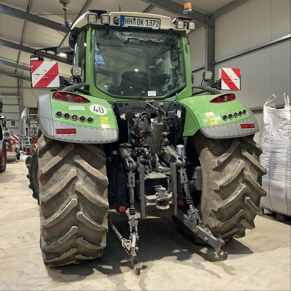 Fendt 718 Vario S4 ProfiPlus - Traktors: foto 5 Fendt 718 Vario S4 ProfiPlus - Traktors: foto 5
