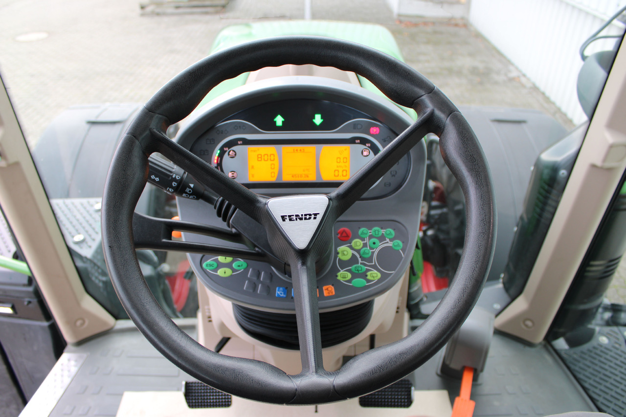 Fendt 718 Vario S4 ProfiPlus - Traktors: foto 2 Fendt 718 Vario S4 ProfiPlus - Traktors: foto 2