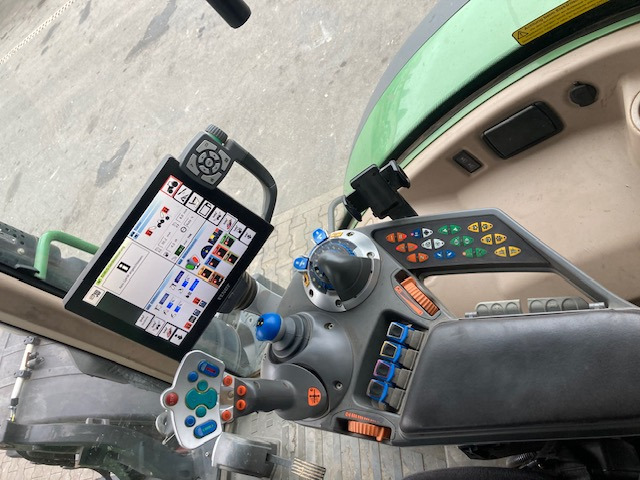 Fendt 722 Vario S4 Profi - Traktors: foto 5 Fendt 722 Vario S4 Profi - Traktors: foto 5
