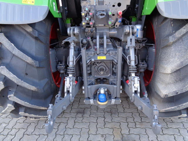 Traktors Fendt 724 Vario Gen6 Power: foto 14