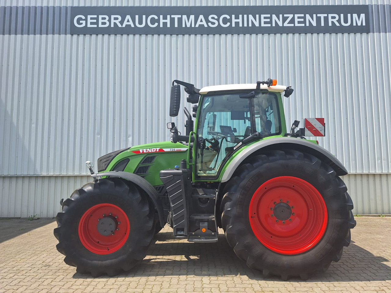 Fendt 724 Vario Gen6 Profi Setting2 - Traktors: foto 1 Fendt 724 Vario Gen6 Profi Setting2 - Traktors: foto 1