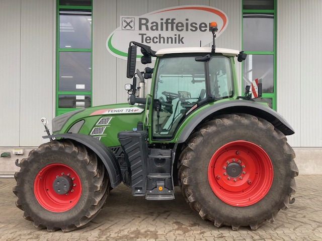Fendt 724 Vario S4 Profi - Traktors: foto 1 Fendt 724 Vario S4 Profi - Traktors: foto 1