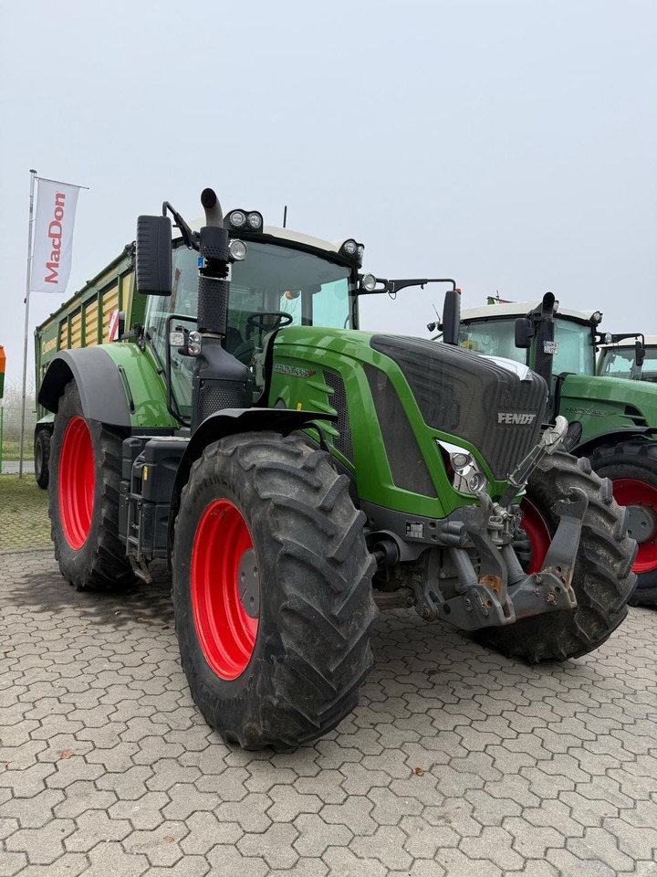 Fendt 936 Vario S4 ProfiPlus - Traktors: foto 1 Fendt 936 Vario S4 ProfiPlus - Traktors: foto 1