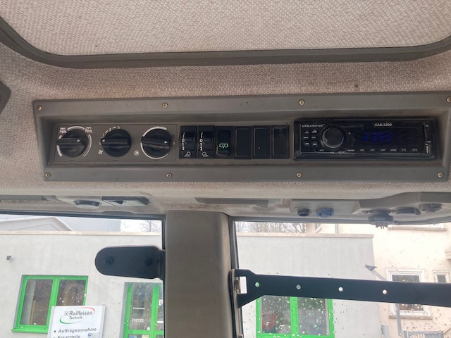 Fendt Favorit 714 Vario - Traktors: foto 2 Fendt Favorit 714 Vario - Traktors: foto 2