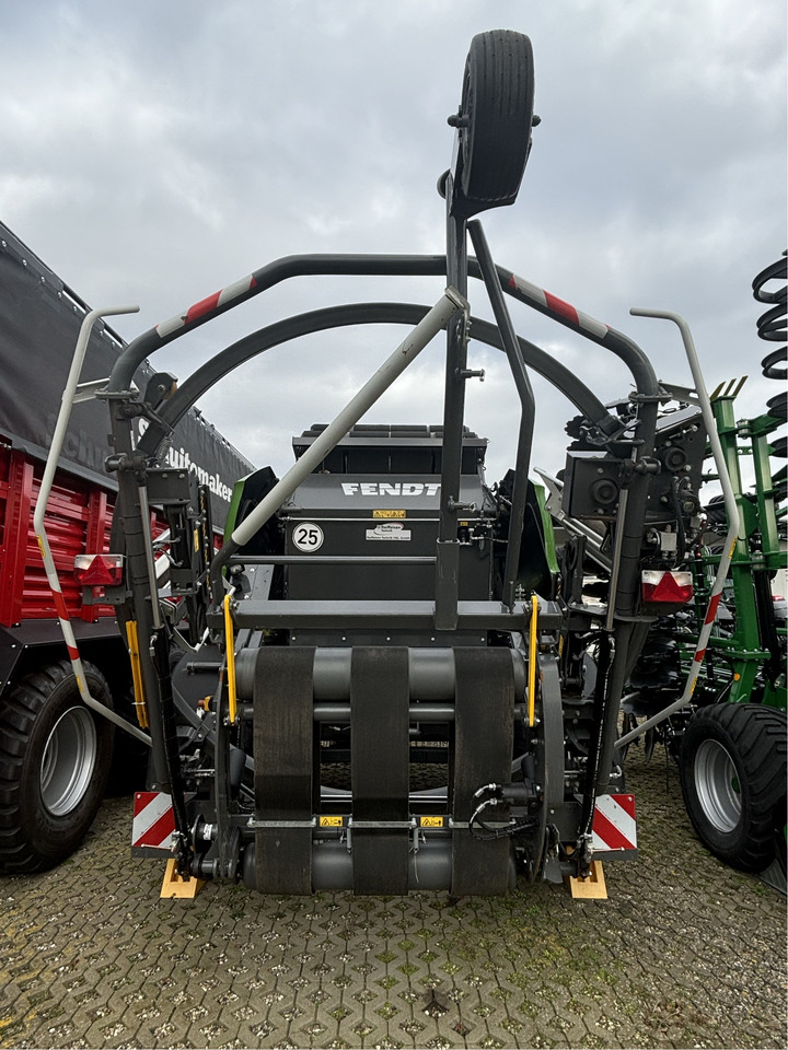 Fendt Rotana 160 V Combi - Siena sagatavošanas tehnika: foto 3 Fendt Rotana 160 V Combi - Siena sagatavošanas tehnika: foto 3