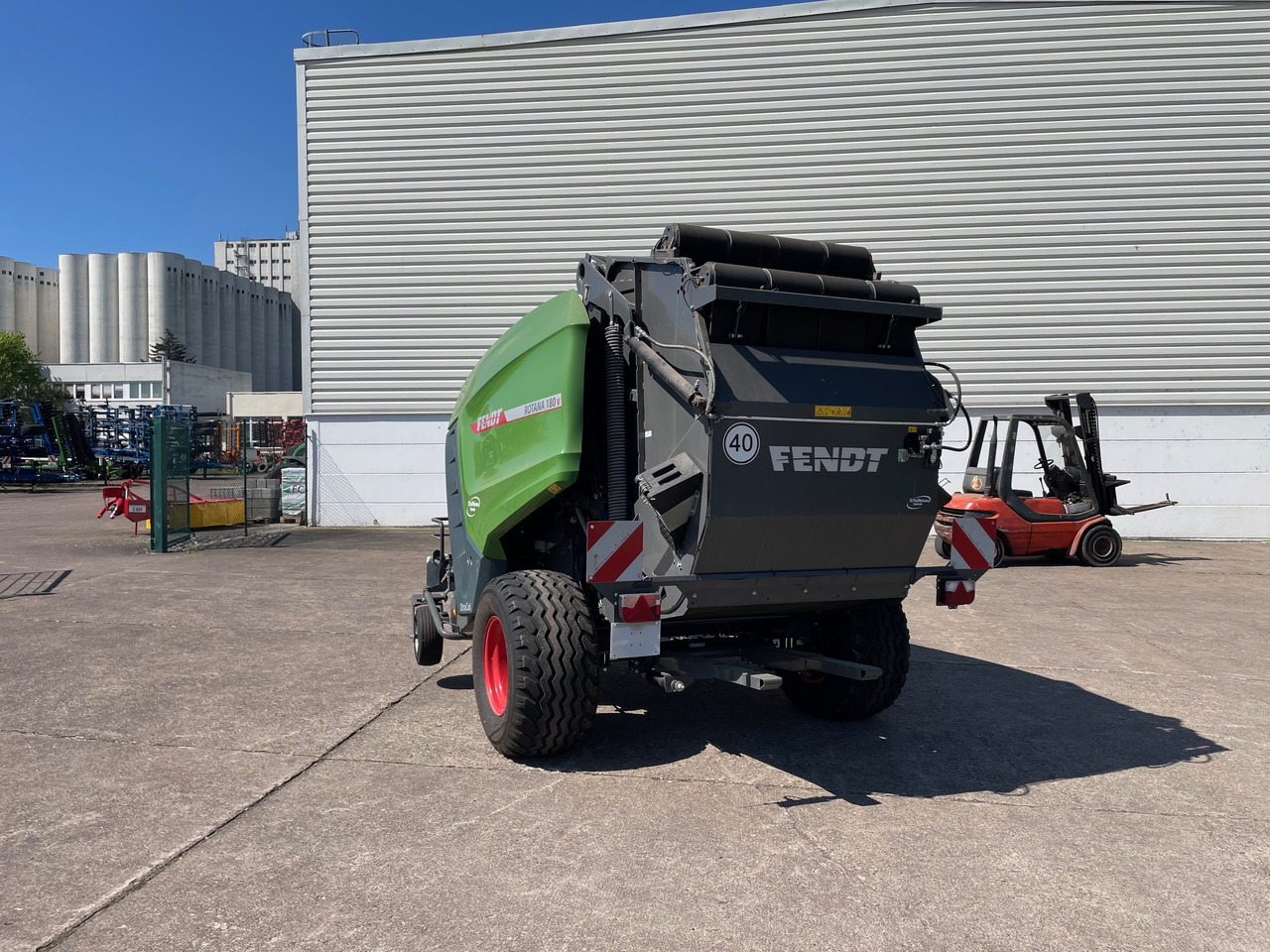 Fendt Rotana 180 V Xtra - 25 Messer - Siena sagatavošanas tehnika: foto 2 Fendt Rotana 180 V Xtra - 25 Messer - Siena sagatavošanas tehnika: foto 2