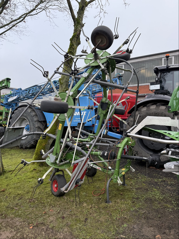 Fendt Twister 7706 DN - Vālotājs/ Ārdītājs: foto 1 Fendt Twister 7706 DN - Vālotājs/ Ārdītājs: foto 1