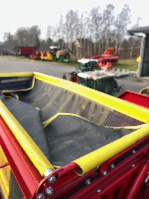 Grimme Kartoffelroder EVO 290 - Kombains: foto 2 Grimme Kartoffelroder EVO 290 - Kombains: foto 2