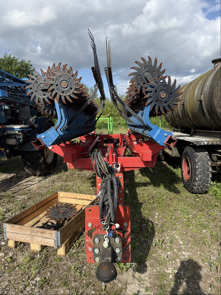 Hatzenbichler Rotorstriegel 12 - Fermu aprīkojums: foto 3 Hatzenbichler Rotorstriegel 12 - Fermu aprīkojums: foto 3