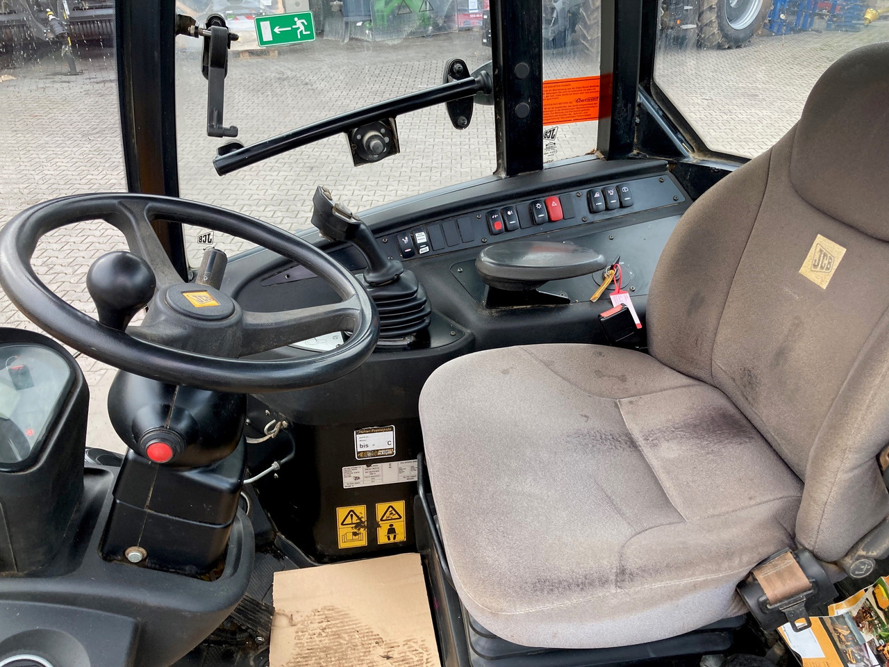 JCB Radlader Typ 409 - Iekrāvējs: foto 3 JCB Radlader Typ 409 - Iekrāvējs: foto 3