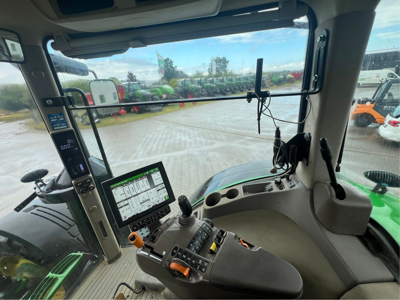 John Deere 7290R - Traktors: foto 2 John Deere 7290R - Traktors: foto 2