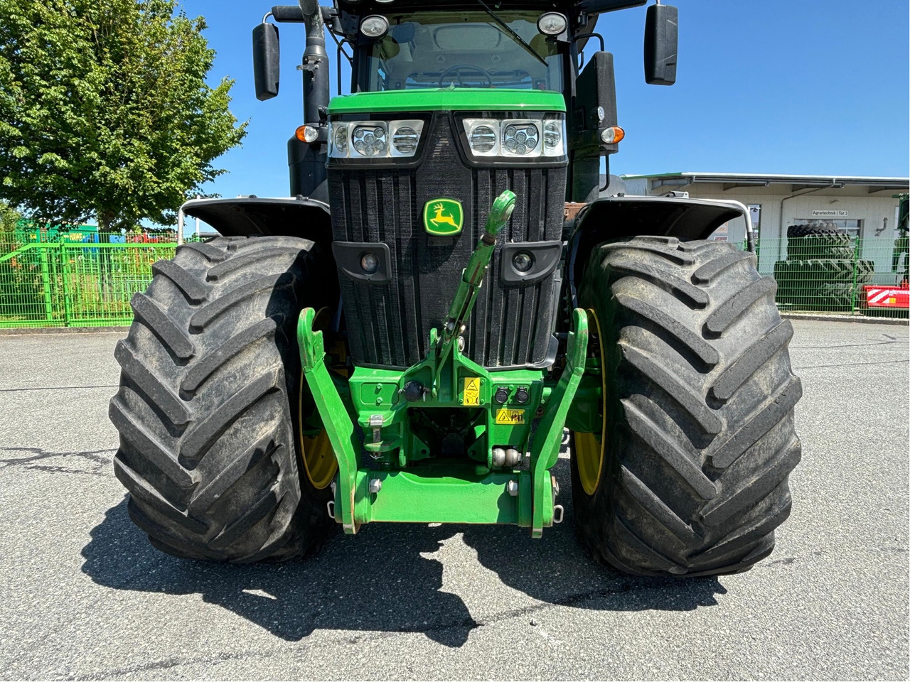 John Deere 7310 R AutoPower - Traktors: foto 5 John Deere 7310 R AutoPower - Traktors: foto 5