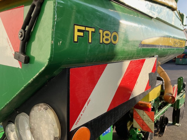 John Deere Einzelkornsämaschine 1725 NT - Sējmašīna: foto 5 John Deere Einzelkornsämaschine 1725 NT - Sējmašīna: foto 5