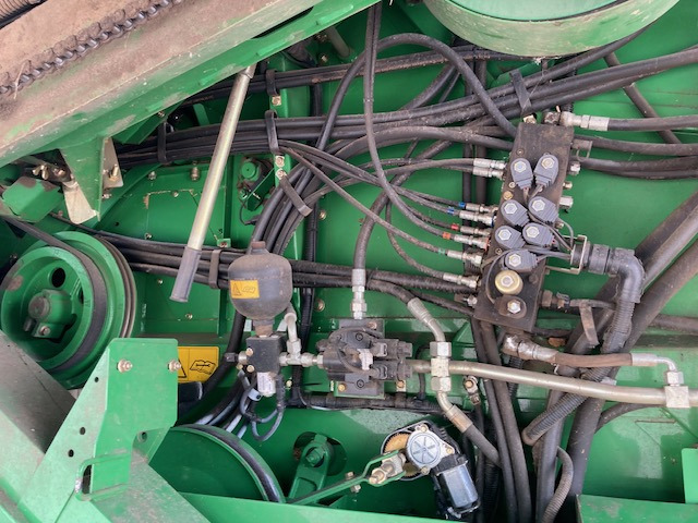 Labības kombains John Deere T660 Hilmaster: foto 7 Labības kombains John Deere T660 Hilmaster: foto 7