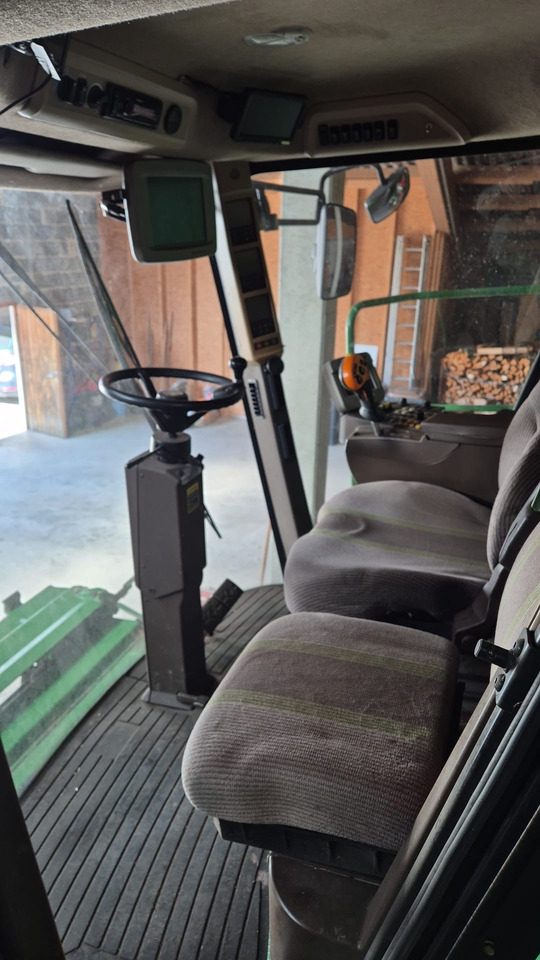 John Deere T660 i Hillmaster - Labības kombains: foto 2 John Deere T660 i Hillmaster - Labības kombains: foto 2