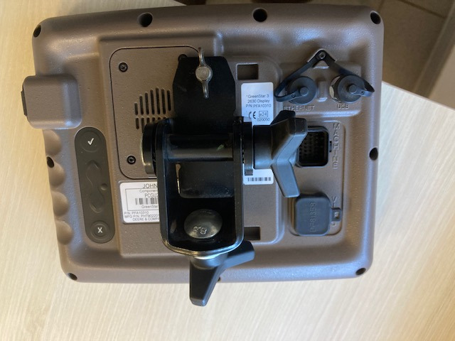 John Deere Terminal 2630 Greenstar - Traktors: foto 2 John Deere Terminal 2630 Greenstar - Traktors: foto 2