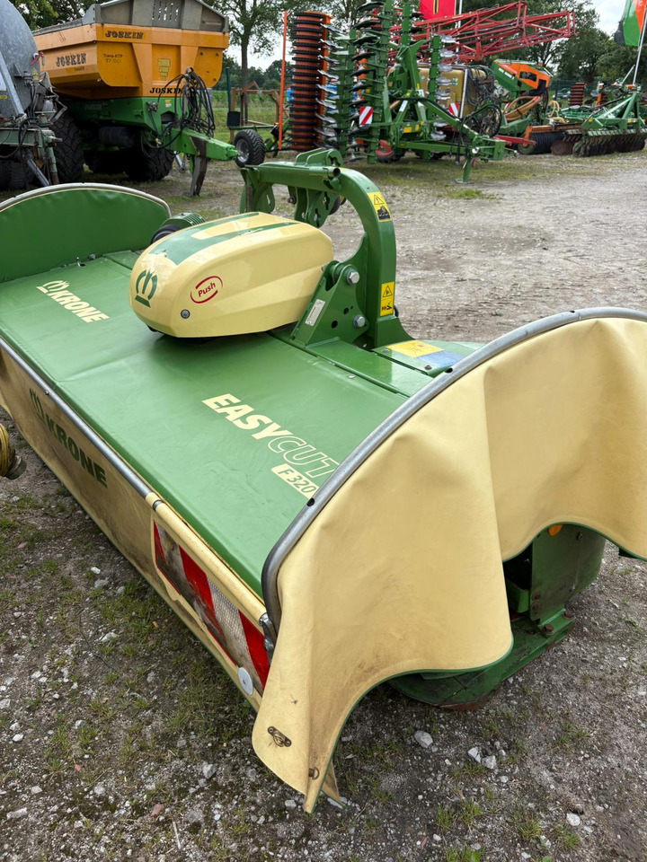 Krone Easy Cut F 320 - Pļāvējs: foto 5 Krone Easy Cut F 320 - Pļāvējs: foto 5