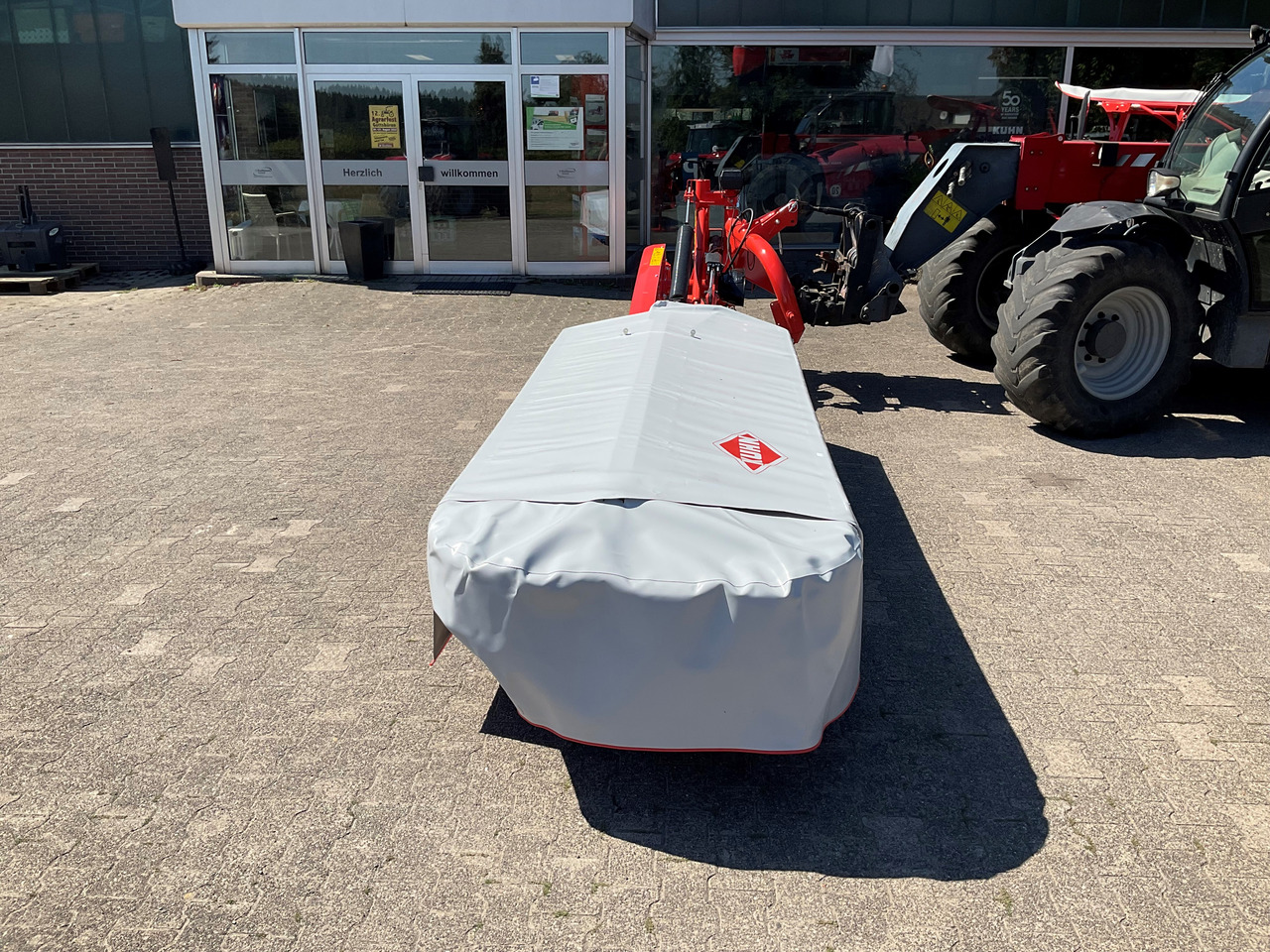 Kuhn GMD 355-FF Scheibenmähwerke - Pļāvējs: foto 5 Kuhn GMD 355-FF Scheibenmähwerke - Pļāvējs: foto 5