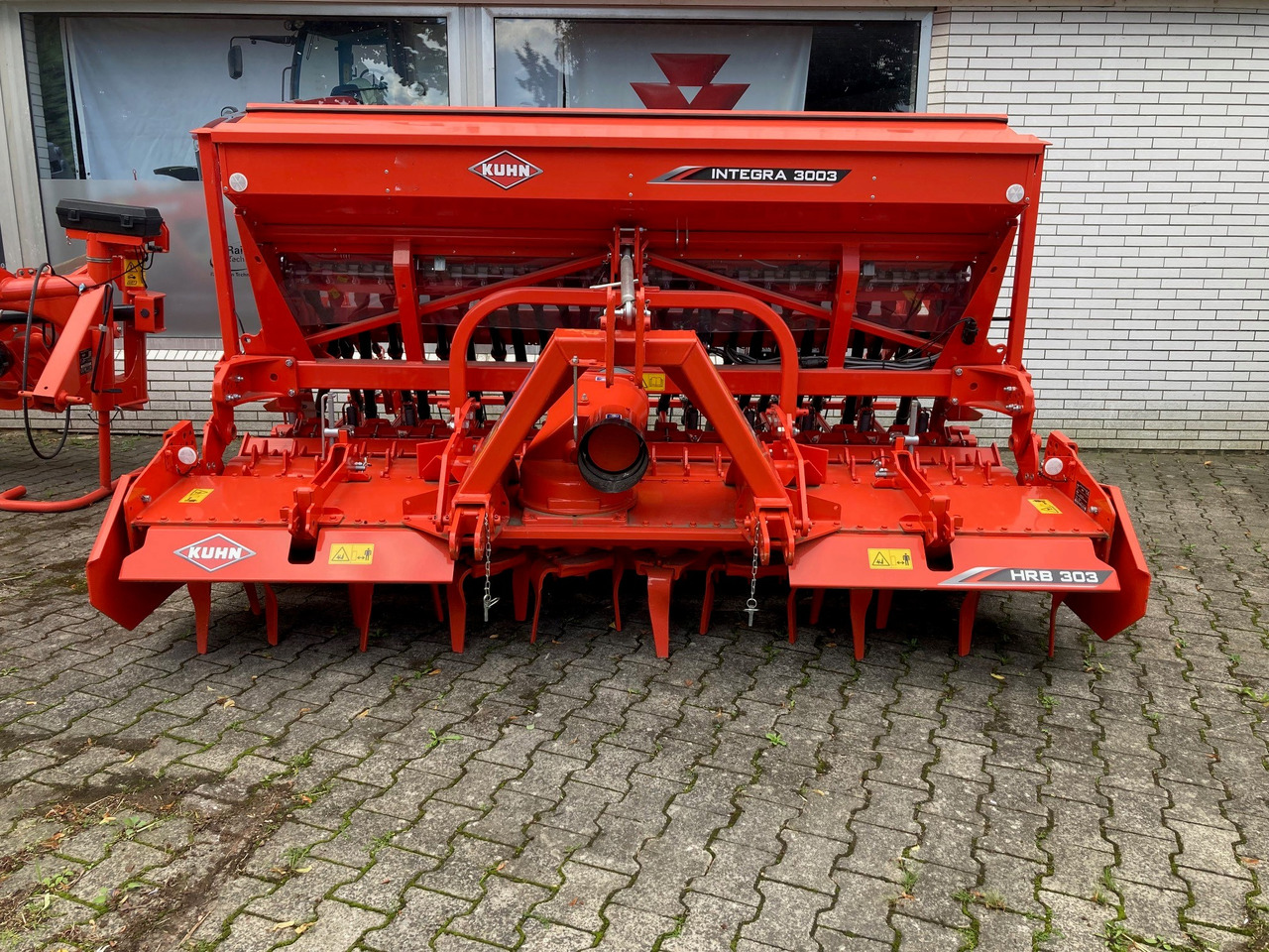 Kuhn Integra 3003 24 SD - Sējmašīna: foto 1 Kuhn Integra 3003 24 SD - Sējmašīna: foto 1