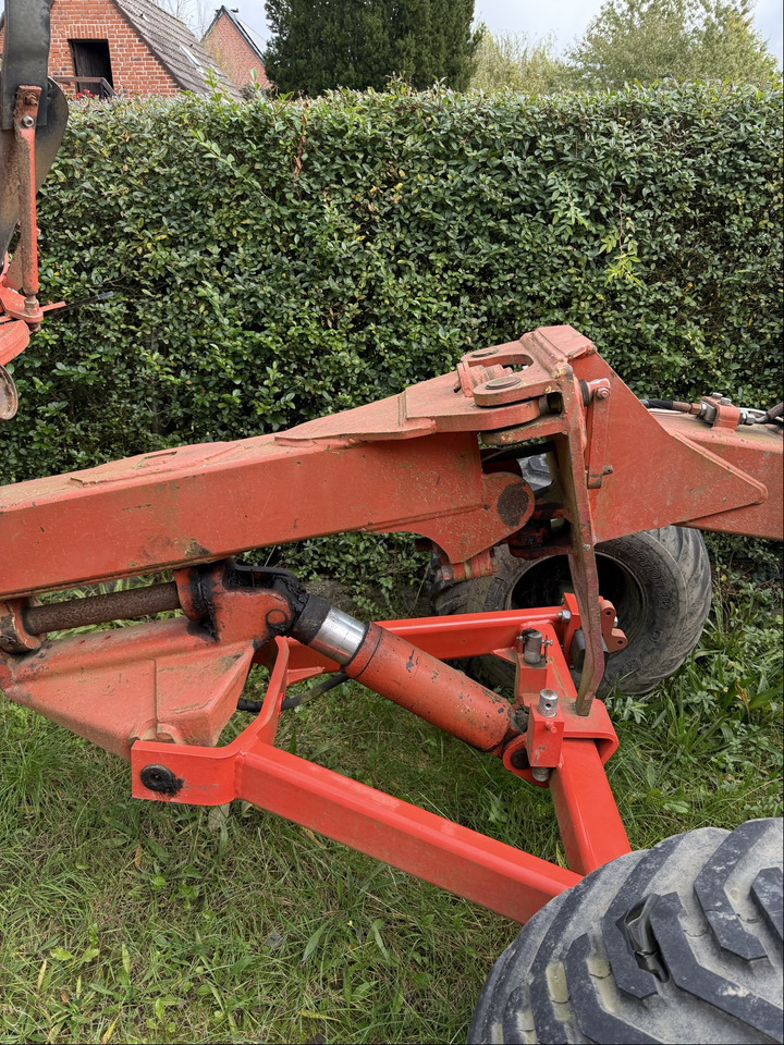 Kuhn Volldrehpflug - Arkls: foto 5 Kuhn Volldrehpflug - Arkls: foto 5