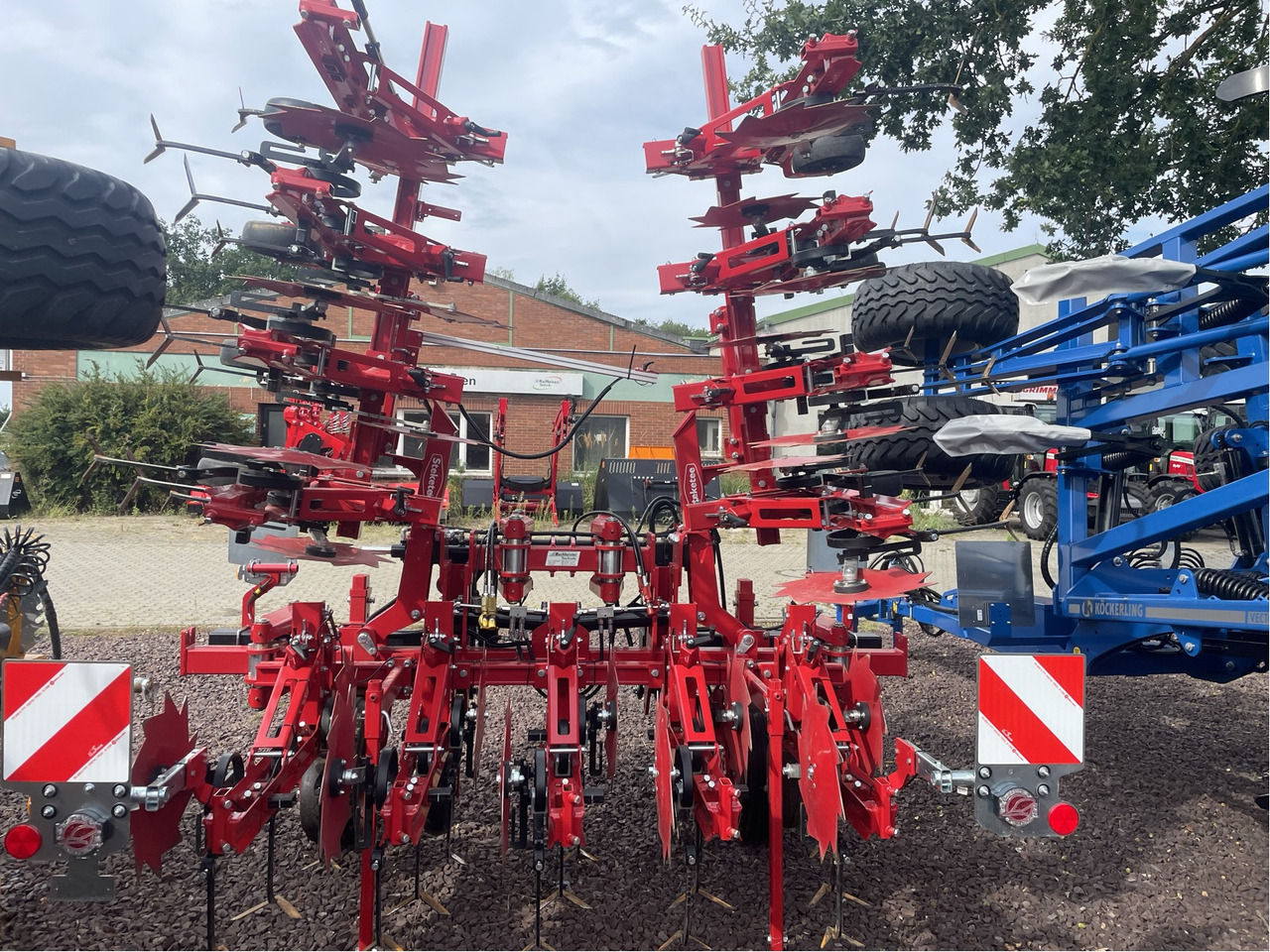 Lemken EC Weeder - Biešu kombains: foto 1 Lemken EC Weeder - Biešu kombains: foto 1
