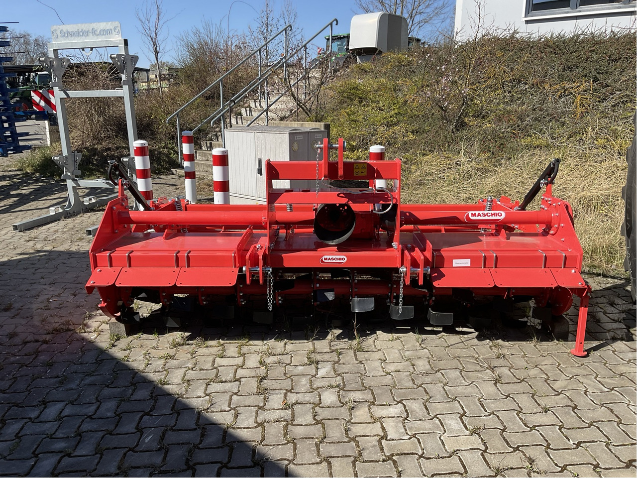 Maschio C180 mit Gleitkufen - Augsnes apstrādes tehnika: foto 1 Maschio C180 mit Gleitkufen - Augsnes apstrādes tehnika: foto 1