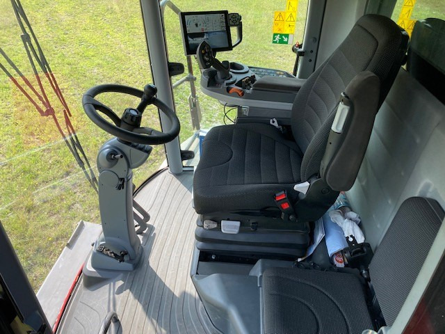 Massey Ferguson 7370 Beta - Labības kombains: foto 4 Massey Ferguson 7370 Beta - Labības kombains: foto 4