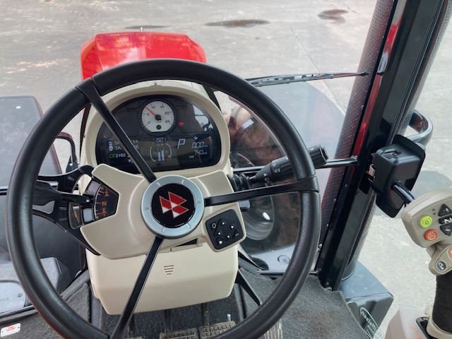 Massey Ferguson 7716 Dyna-6 - Traktors: foto 2 Massey Ferguson 7716 Dyna-6 - Traktors: foto 2