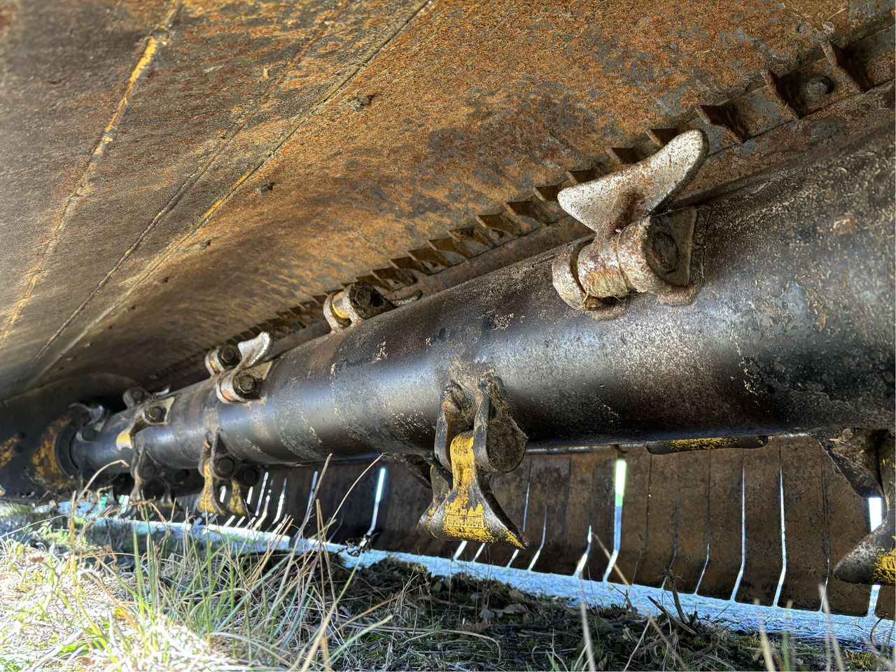 Müthing Mulcher MU-M 600/F - Pļaujmašīna-smalcinātājs: foto 2 Müthing Mulcher MU-M 600/F - Pļaujmašīna-smalcinātājs: foto 2