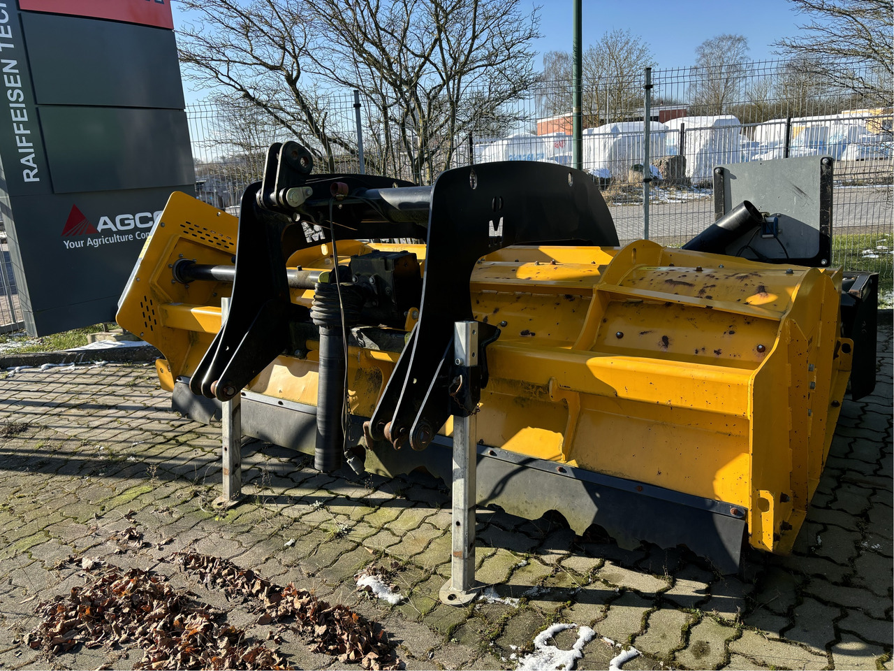 Müthing Mulchmäher Farmer 280 Front - Pļaujmašīna-smalcinātājs: foto 5 Müthing Mulchmäher Farmer 280 Front - Pļaujmašīna-smalcinātājs: foto 5