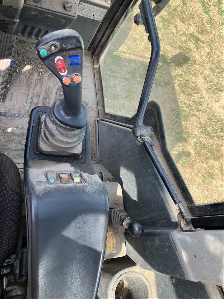 Schäffer 9660 T mit SCV-Kabine - Iekrāvējs: foto 4 Schäffer 9660 T mit SCV-Kabine - Iekrāvējs: foto 4