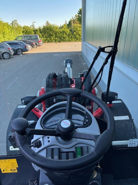 Schäffer Radlader 5680 Z - Riteņu iekrāvējs: foto 5 Schäffer Radlader 5680 Z - Riteņu iekrāvējs: foto 5