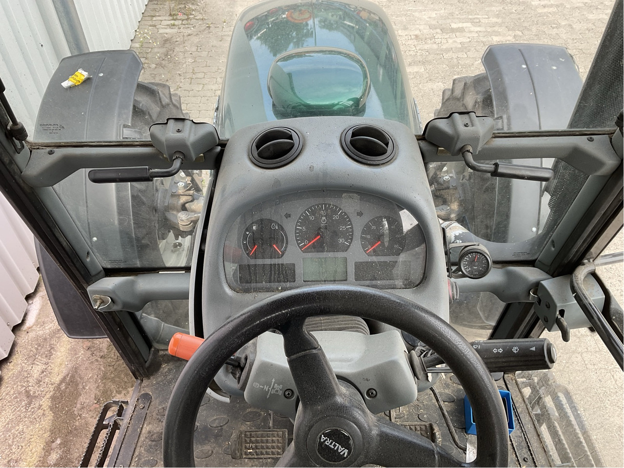 Valtra A 93 - Traktors: foto 3 Valtra A 93 - Traktors: foto 3