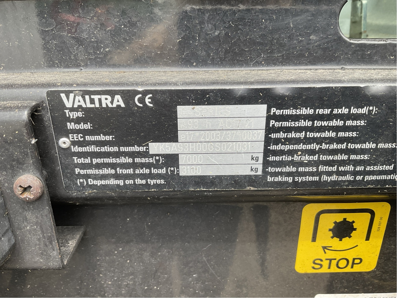 Valtra A 93 - Traktors: foto 2 Valtra A 93 - Traktors: foto 2