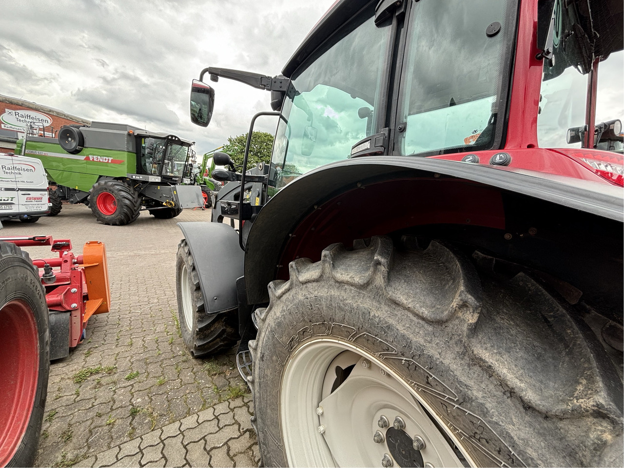 Valtra A 95 - Traktors: foto 5 Valtra A 95 - Traktors: foto 5