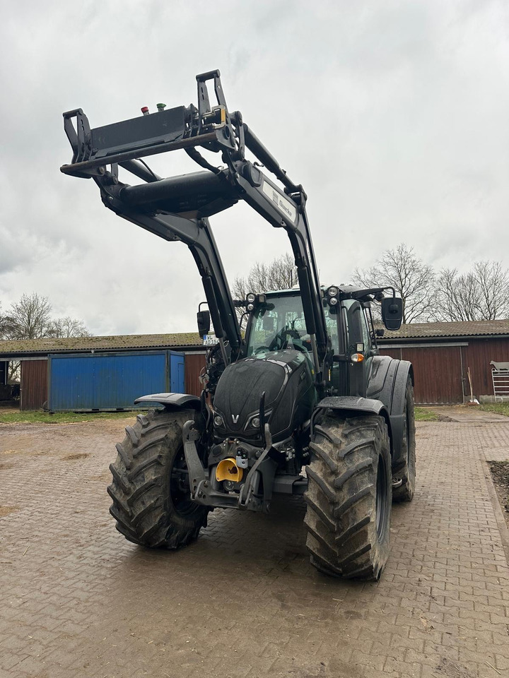 Valtra N 154 Direct - Traktors: foto 1 Valtra N 154 Direct - Traktors: foto 1