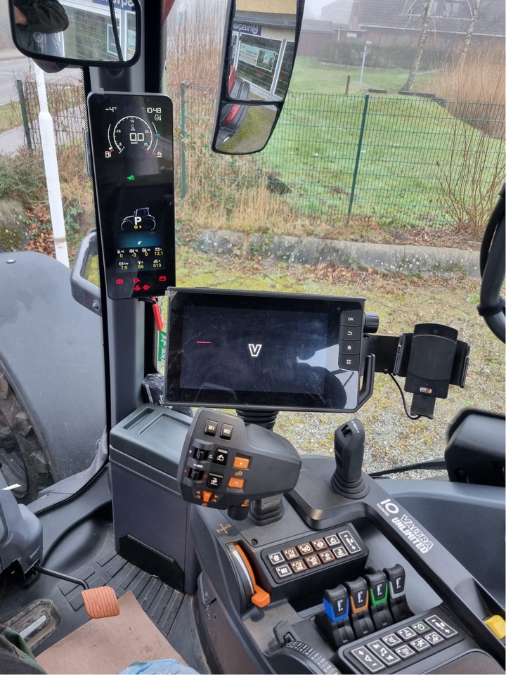 Valtra Q 265 - Traktors: foto 4 Valtra Q 265 - Traktors: foto 4