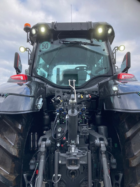 Traktors Valtra Q 265: foto 11