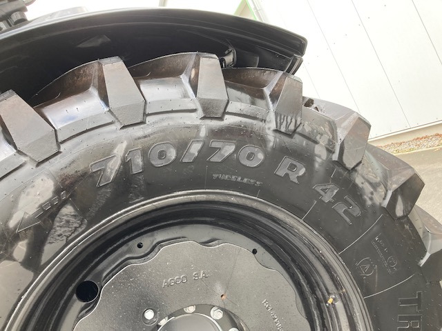 Traktors Valtra Q 265: foto 9