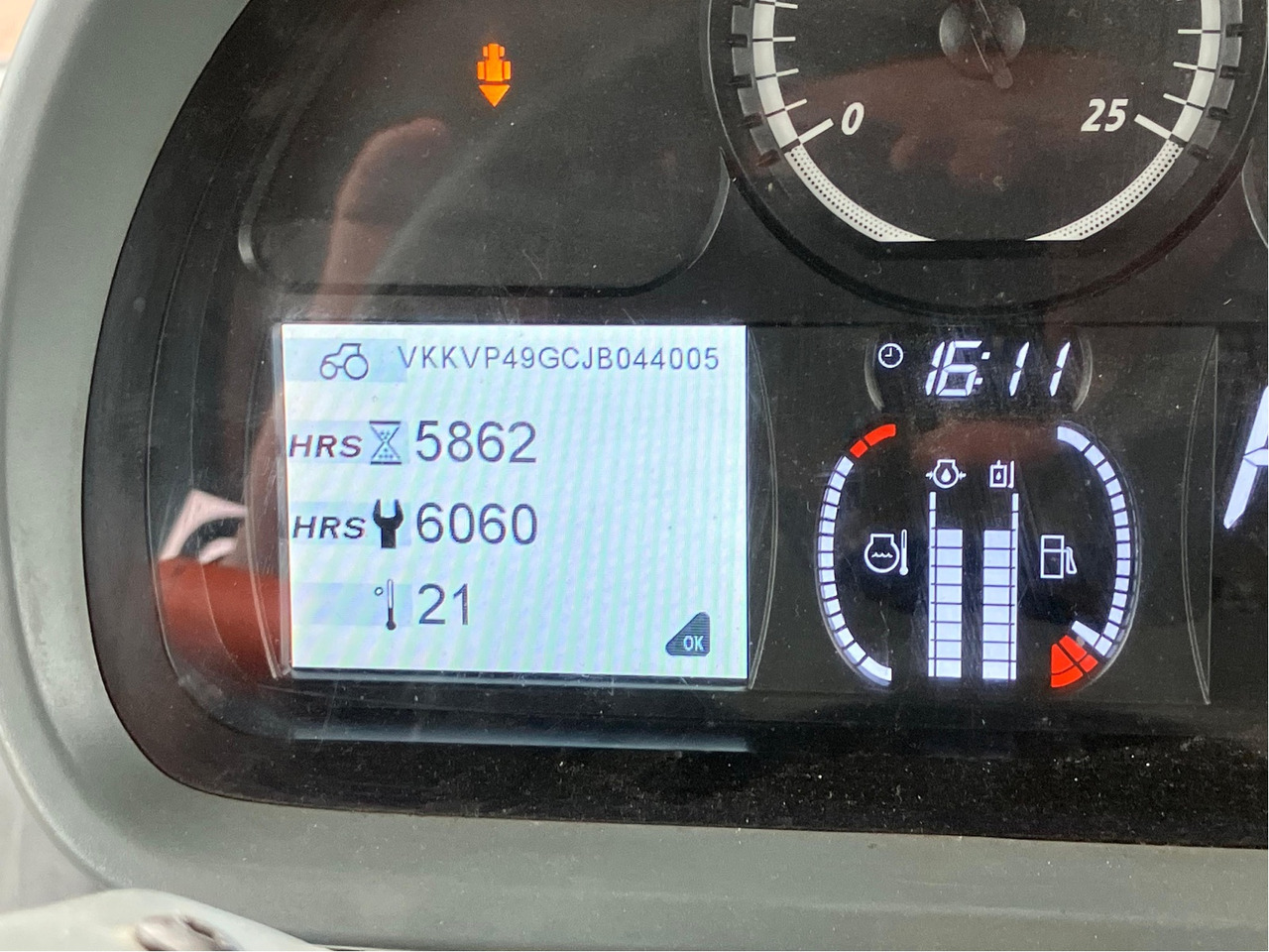 Valtra S 394 - Traktors: foto 2 Valtra S 394 - Traktors: foto 2