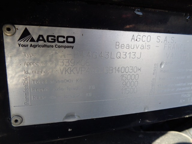 Valtra S274 - Traktors: foto 2 Valtra S274 - Traktors: foto 2