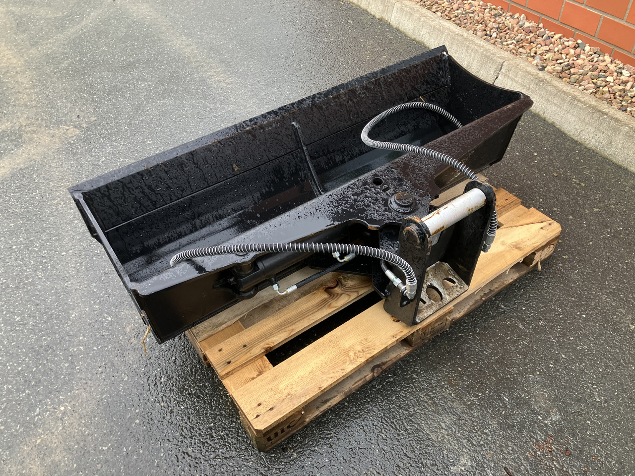 ZFE Grabenräumlöffel hydr. 1400mm - Ekskavators: foto 4 ZFE Grabenräumlöffel hydr. 1400mm - Ekskavators: foto 4