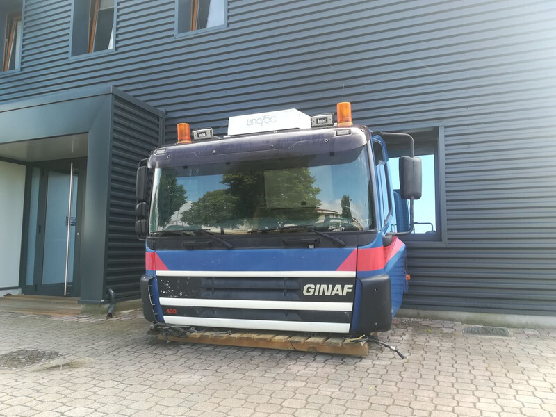 DAF CF65 CF75 CF85 Euro 3 - Kabīne un interjers - Kravas automašīna: foto 3 DAF CF65 CF75 CF85 Euro 3 - Kabīne un interjers - Kravas automašīna: foto 3