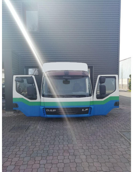 DAF LF45 LF55 Euro 5 - Kabīne un interjers - Kravas automašīna: foto 3 DAF LF45 LF55 Euro 5 - Kabīne un interjers - Kravas automašīna: foto 3