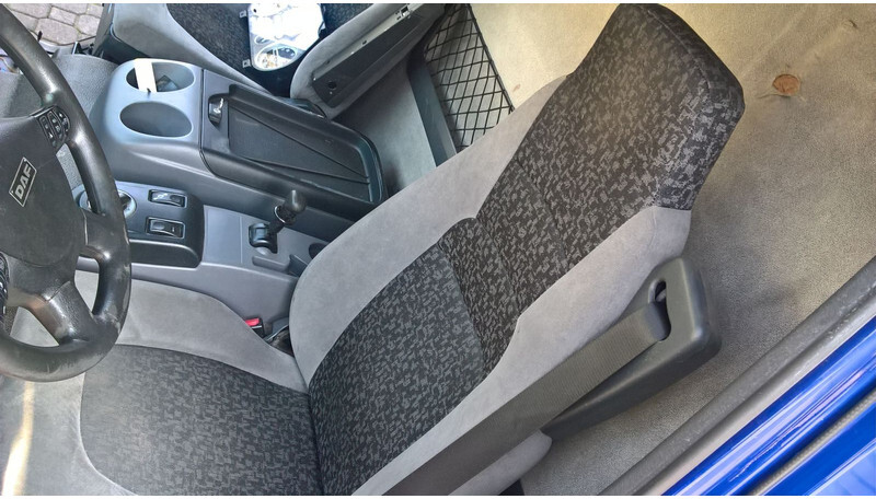 DAF LF45 LF55 LF65 Euro 5 - Kabīne un interjers - Kravas automašīna: foto 2 DAF LF45 LF55 LF65 Euro 5 - Kabīne un interjers - Kravas automašīna: foto 2